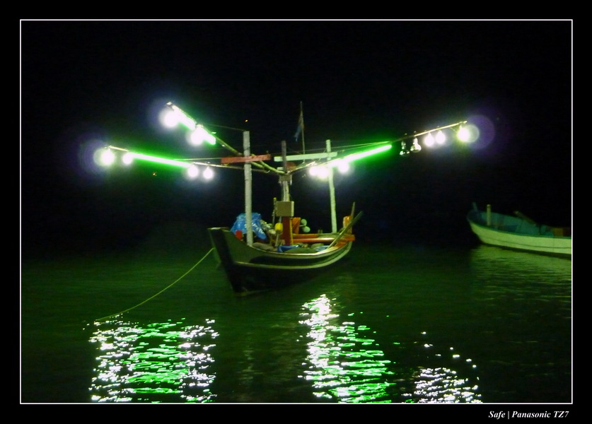 2009   08   Full moon 15